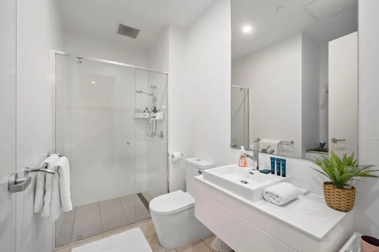 Rose - The Fringe Escape Apartment Adelaide